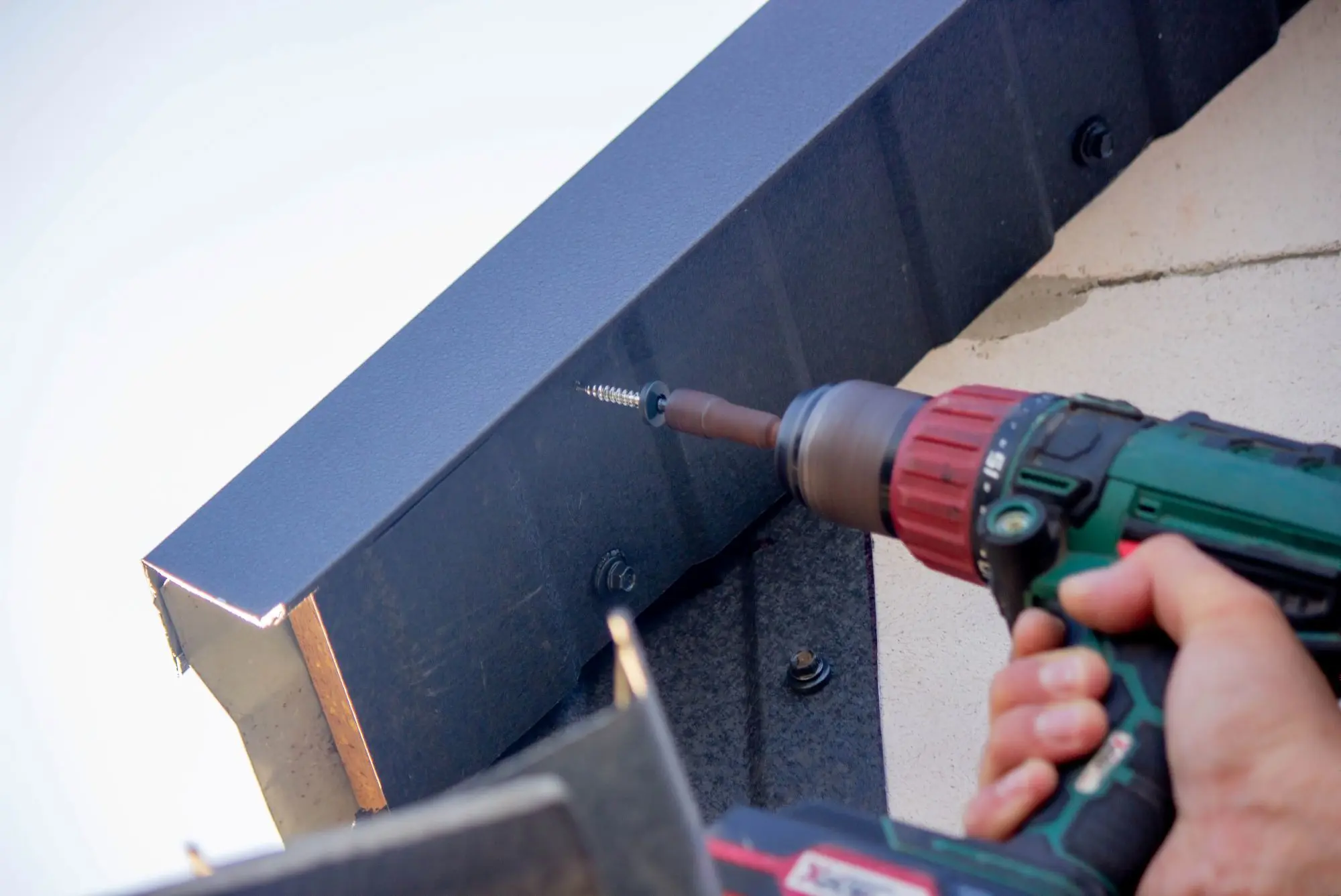 Gutter repair services