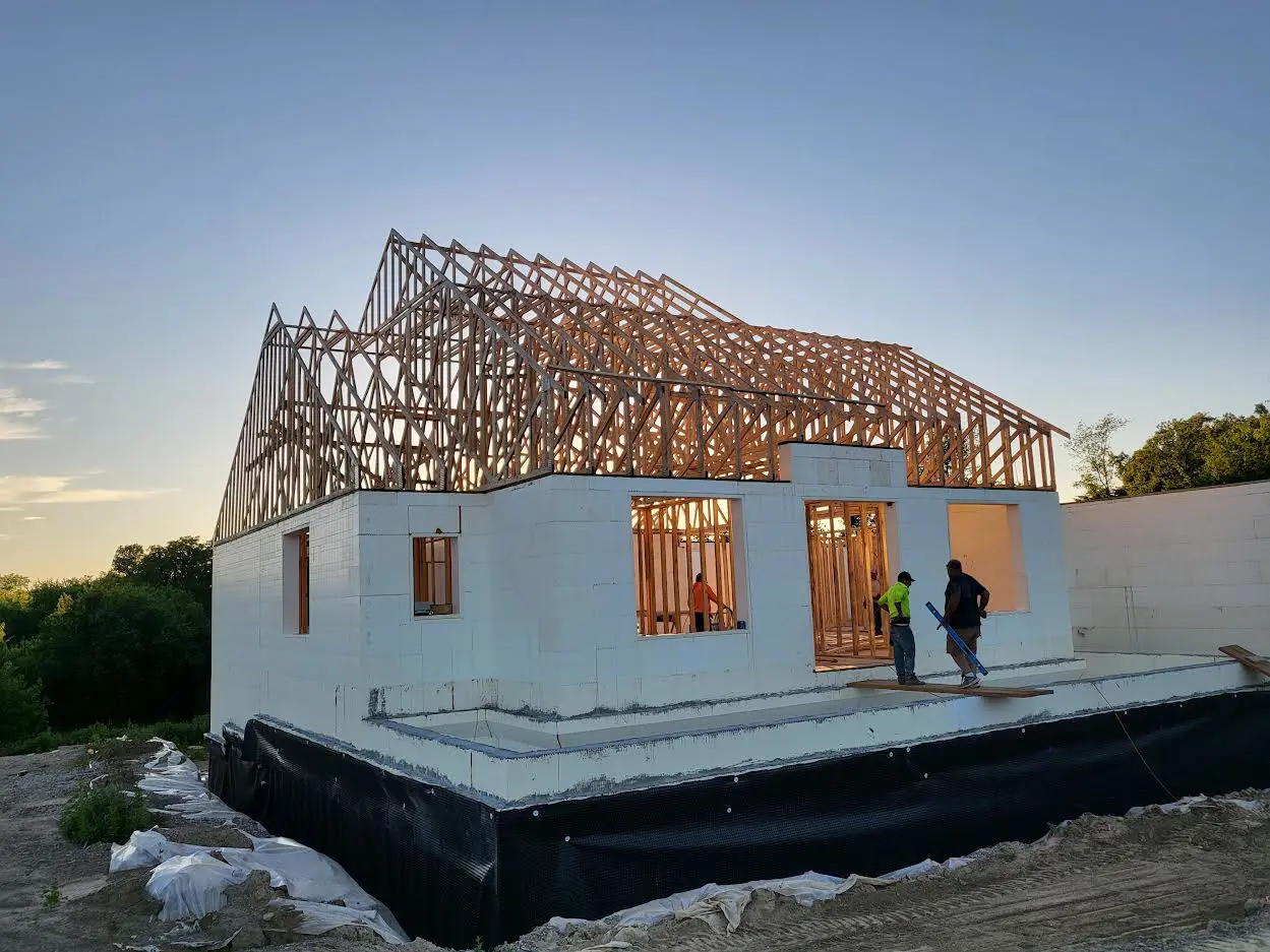 Roofing and exterior service detail