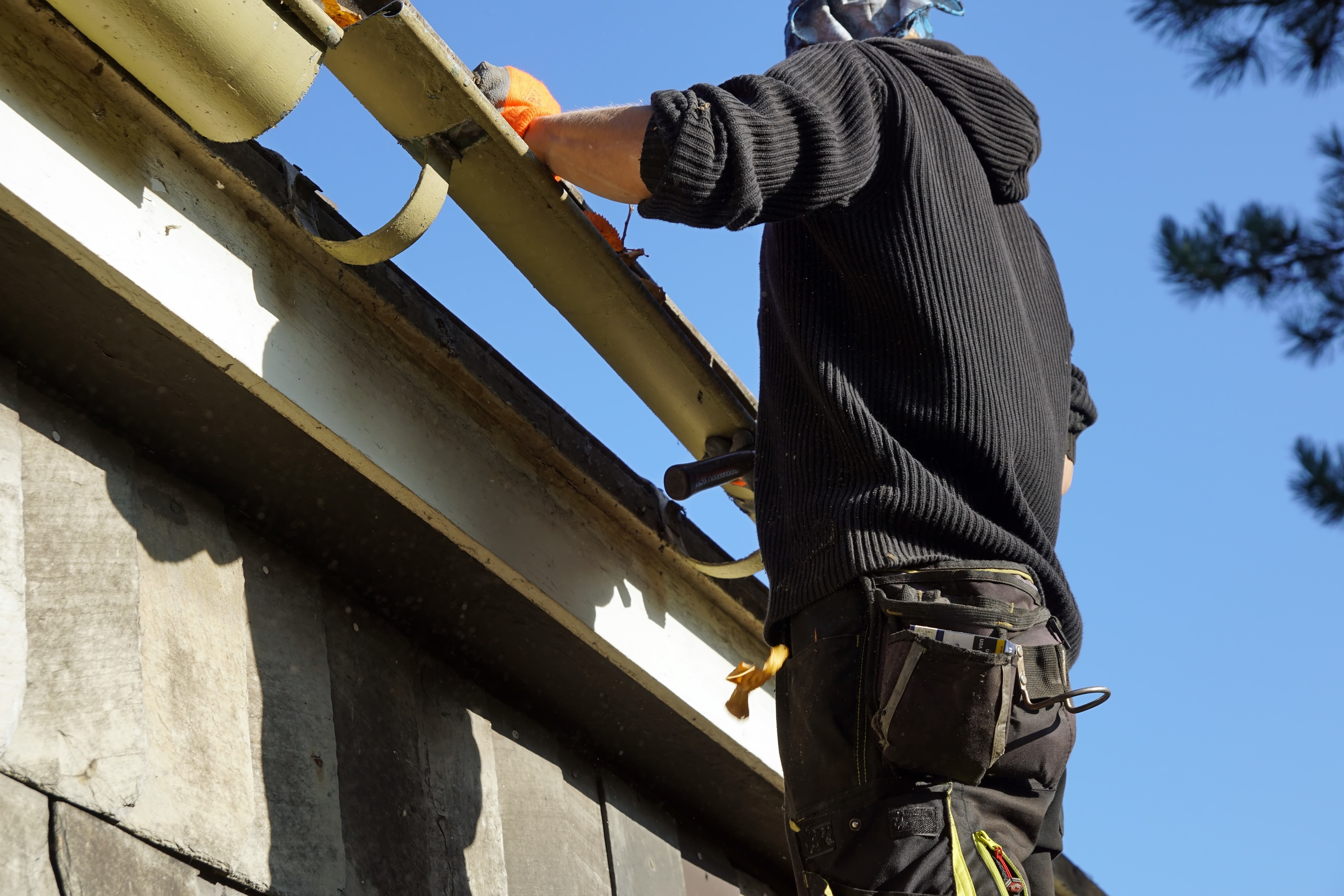 Residential gutter installation project