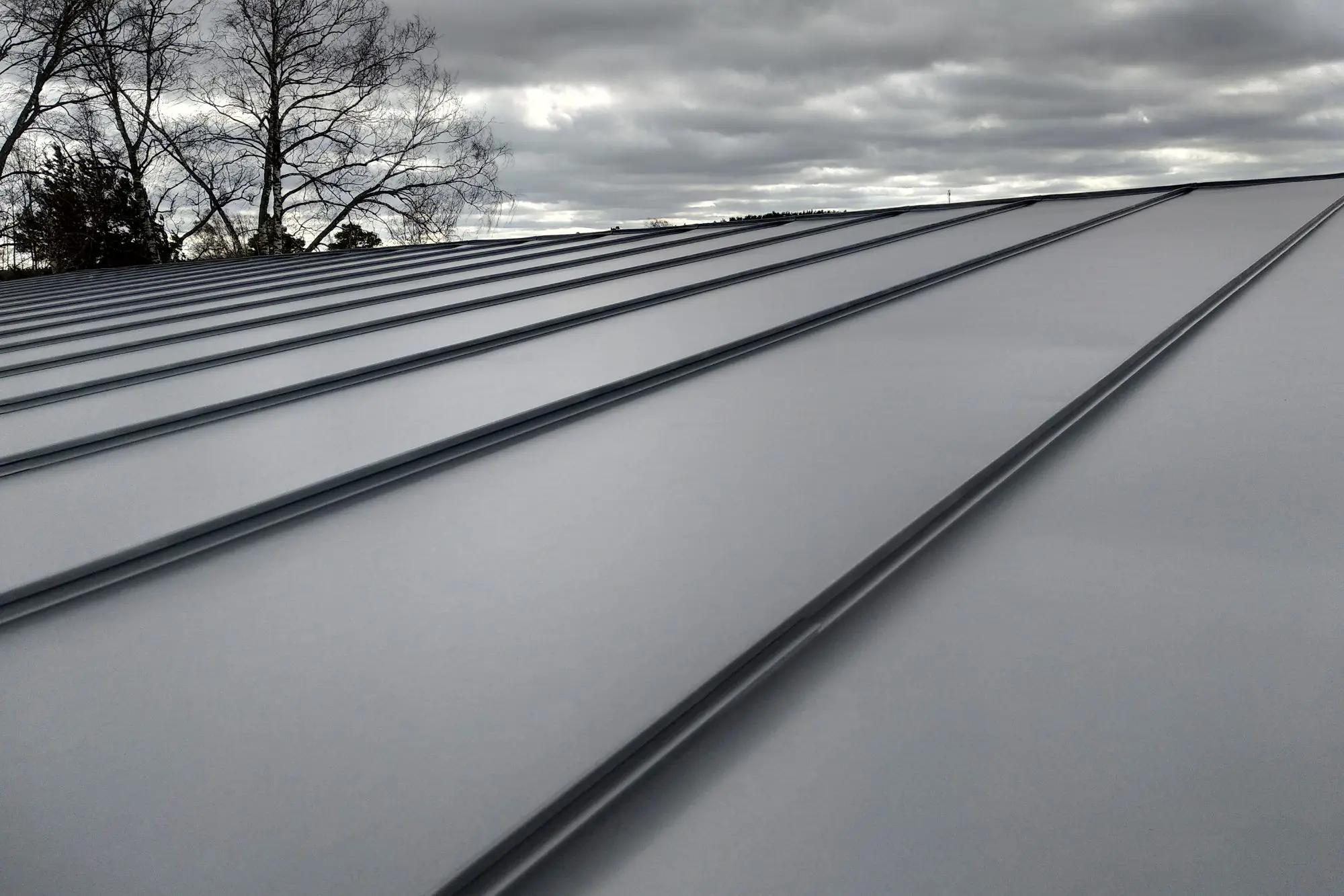 Metal standing seam roofing services
