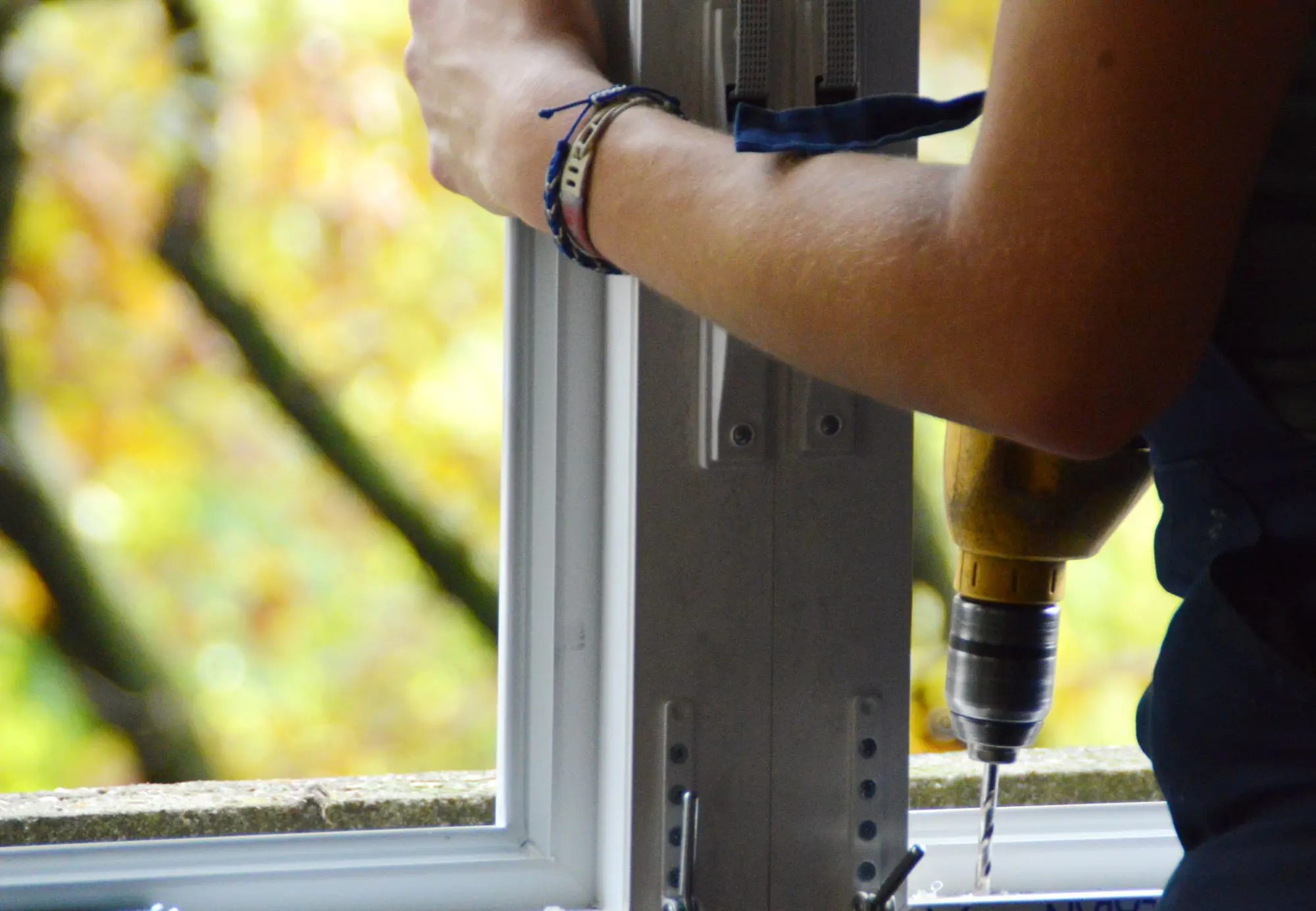 Energy-efficient replacement window detail